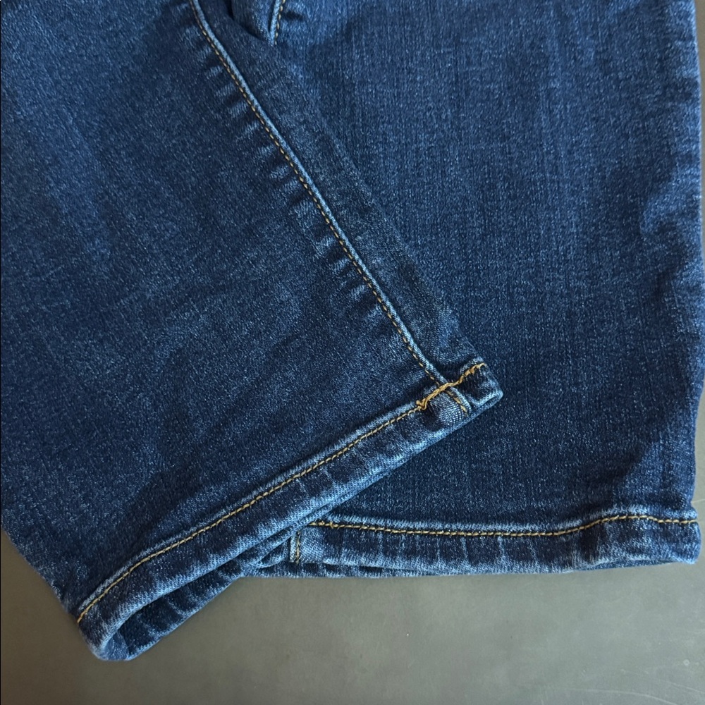 Judy Blue Classic Dark Blue High-Rise Denim Jeans - Picture 5 of 6